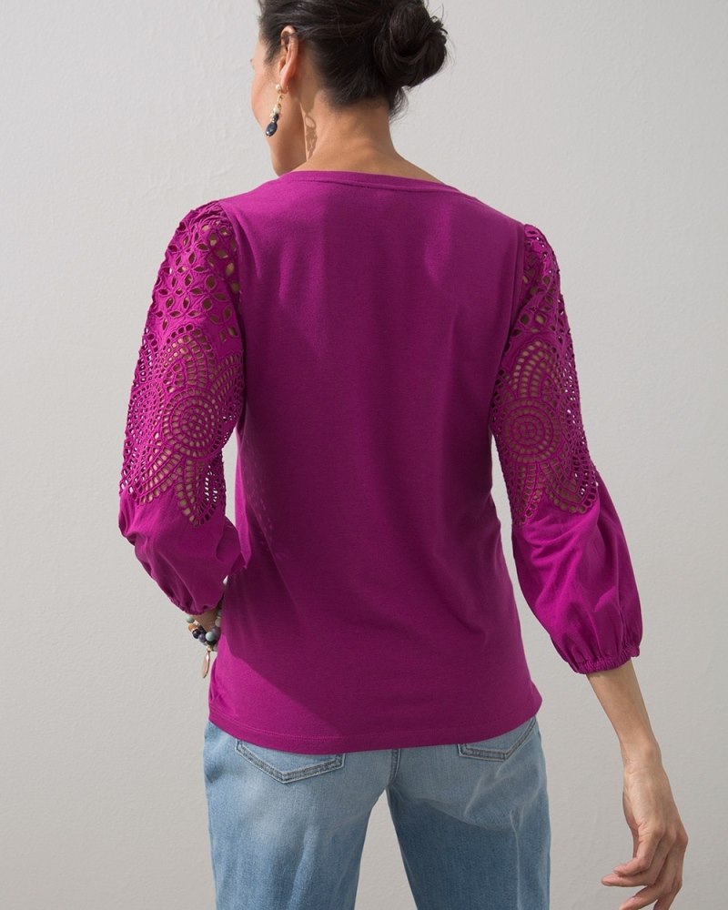 Unisex Relaxed T-Shirt in Black V4